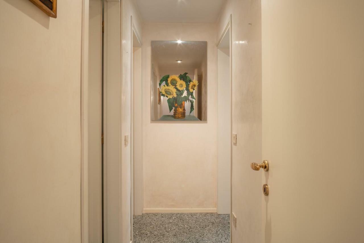 Garden Apartment Венеция Екстериор снимка