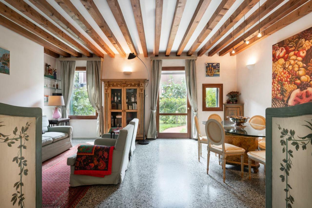 Garden Apartment Венеция Екстериор снимка