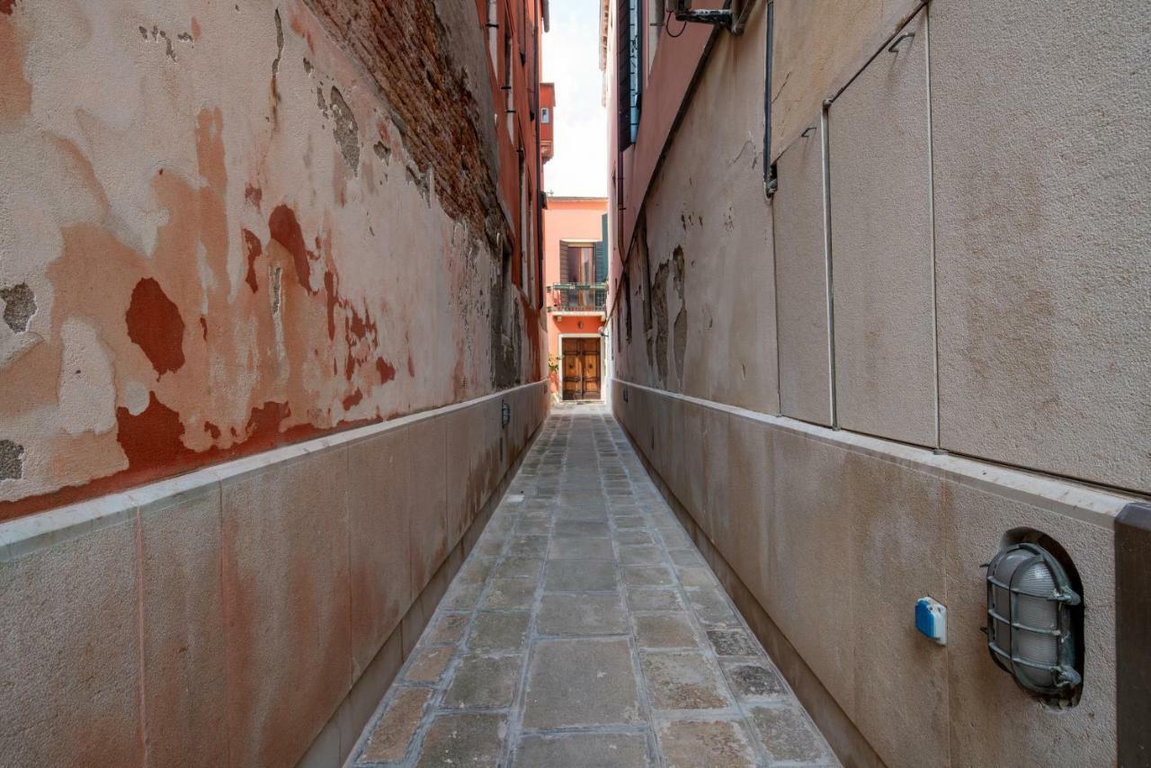 Garden Apartment Венеция Екстериор снимка