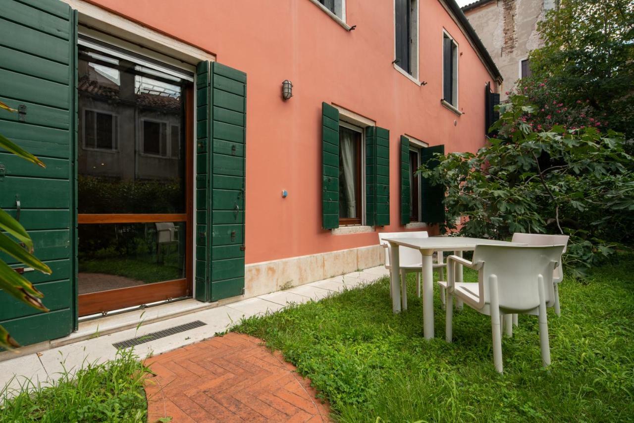 Garden Apartment Венеция Екстериор снимка