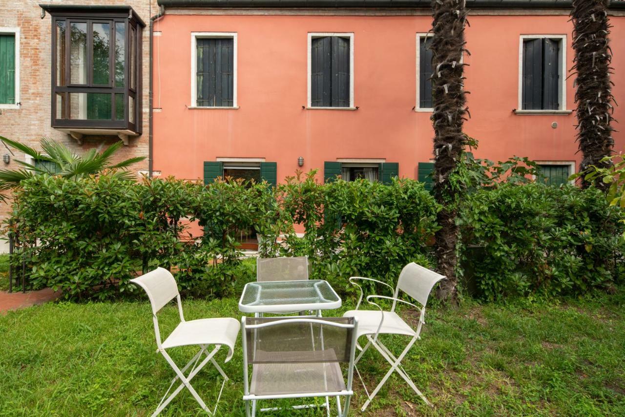 Garden Apartment Венеция Екстериор снимка