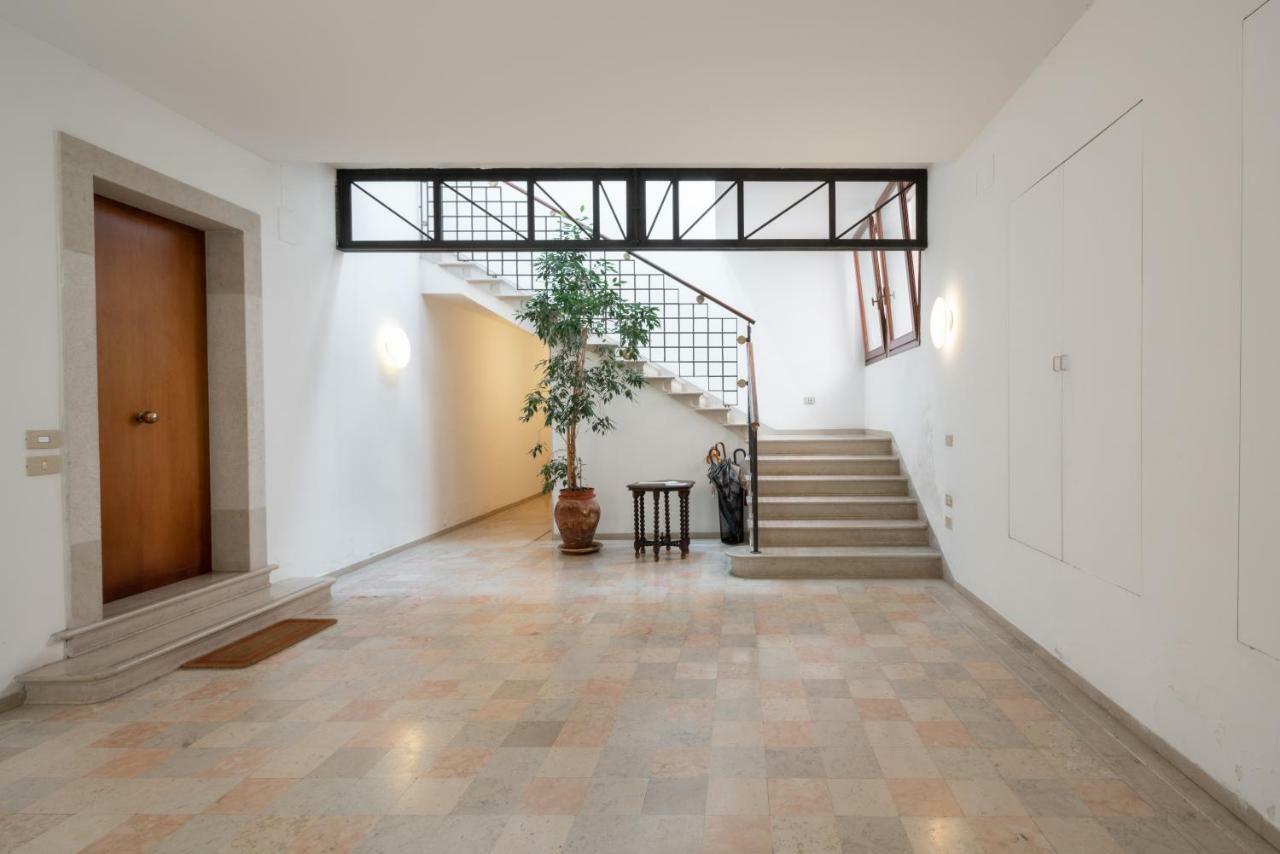 Garden Apartment Венеция Екстериор снимка