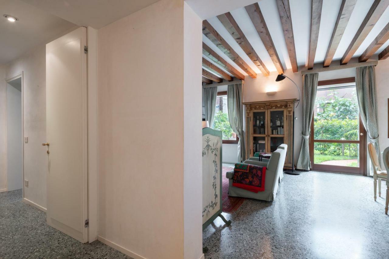 Garden Apartment Венеция Екстериор снимка